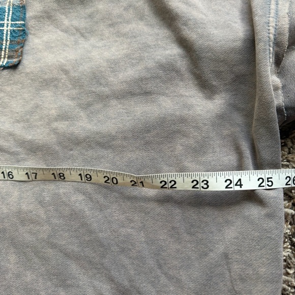 🙂Oli & Hali Layered Plaid Sweatshirt Flannel Oversized Raw Hem Grunge Smile | L - Picture 8 of 9